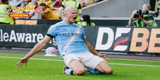 vi tri va phong cach choi cua erling haaland