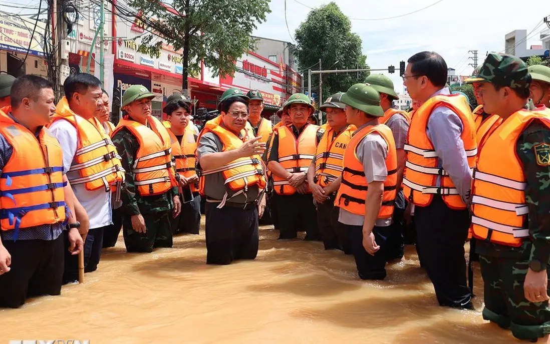 yku9rn thu tuong truc tiep chi dao cuu nan va khac phuc hau qua lu lut tai thai nguyen 5 17599060975261317288885 69 53 615 926 crop 1759906113493566803323