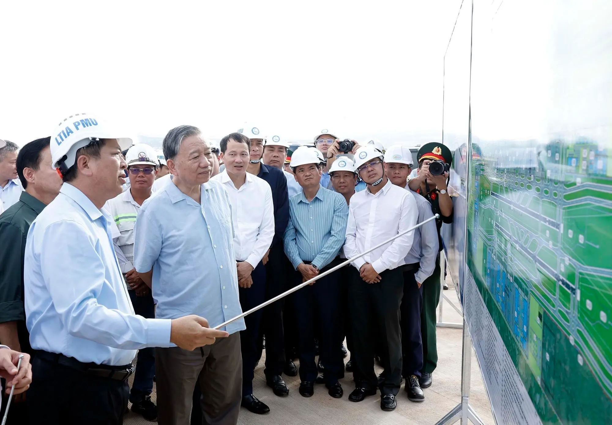 709pmk p23 anh chinh tong bi thu 8948 986