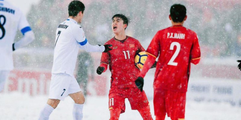 Bộ sưu tập cúp vô địch đồ sộ của ngôi sao Đỗ Duy Mạnh