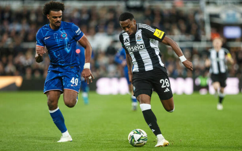 cuoc-chien-tai-truyen-giua