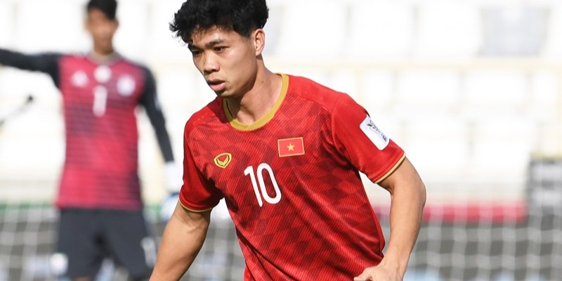 dang cap choi bong cua nguyen cong phuong nguon game bai win55