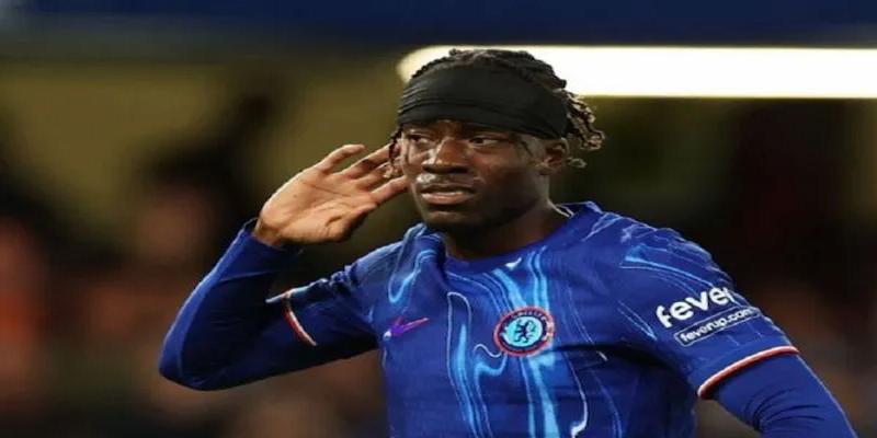 hanh trinh hoc vien bong da cua cau thu noni madueke