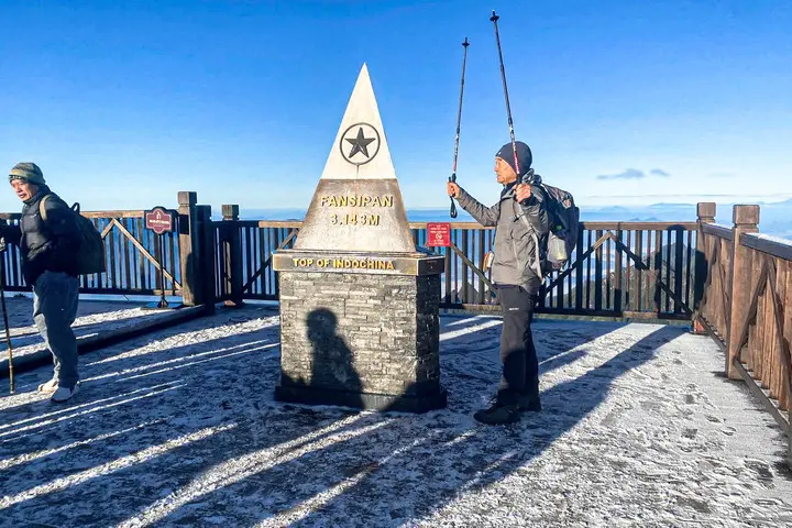 i1rxn5 bang gia fansipan 11450357 1763892949887 17638929504651520303111