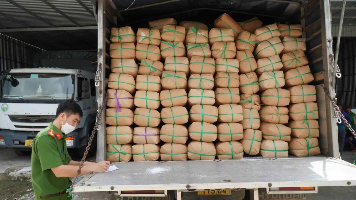 j50e5g Buon Lau Duong 3