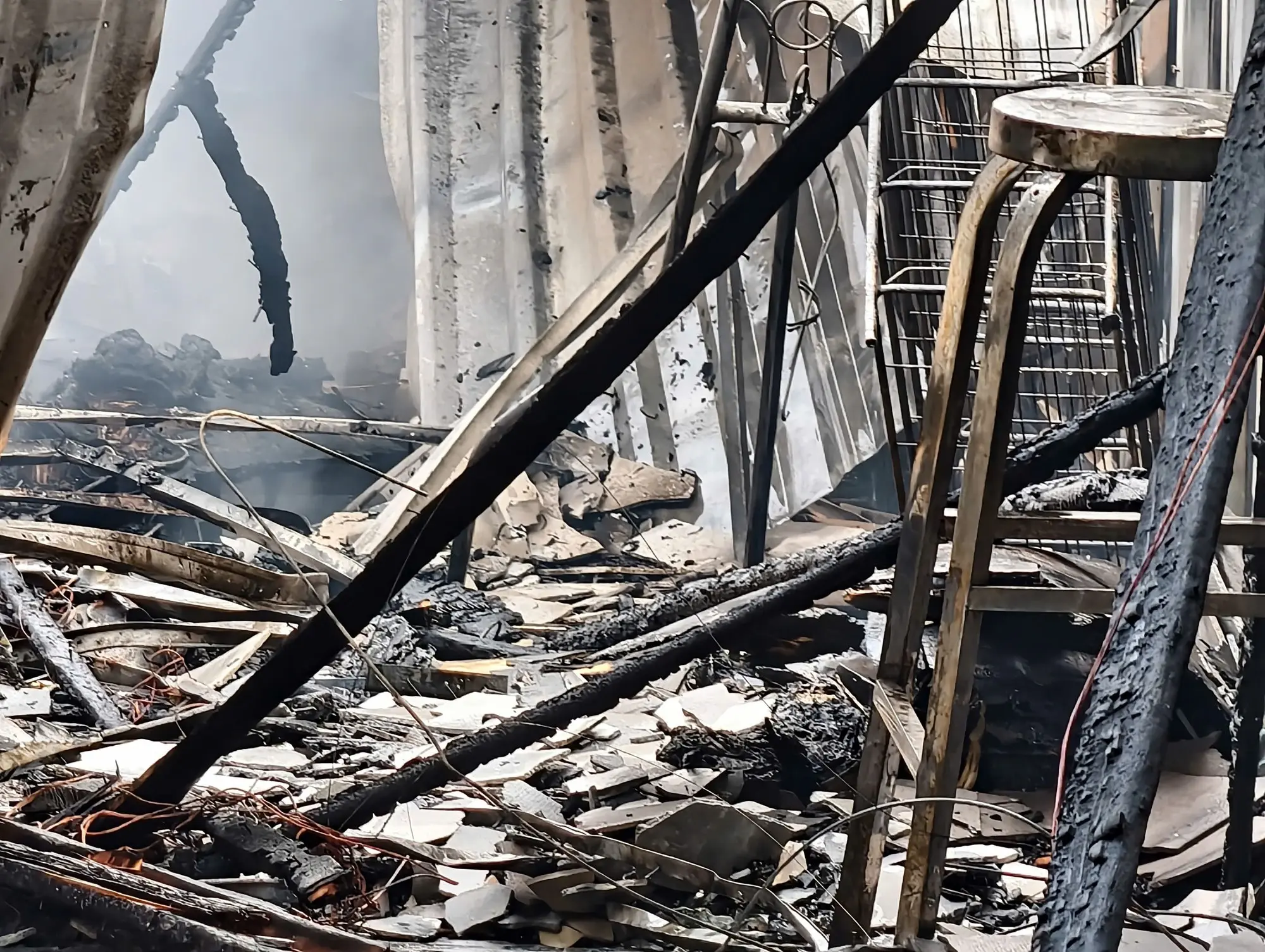 k61hbs 1000018063 17680979456841552513111