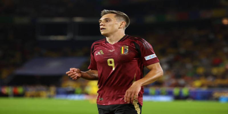 leandro trossard tai doi tuyen bi