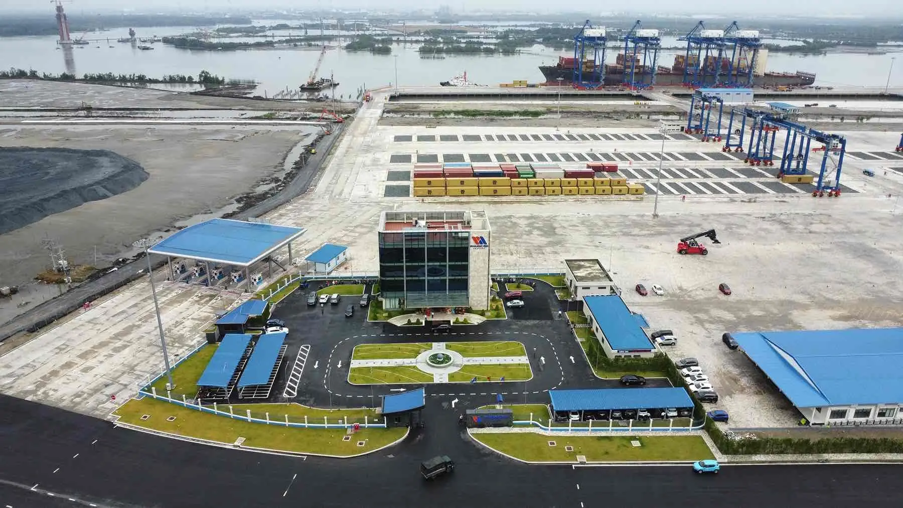 lkqusb cang phuoc an