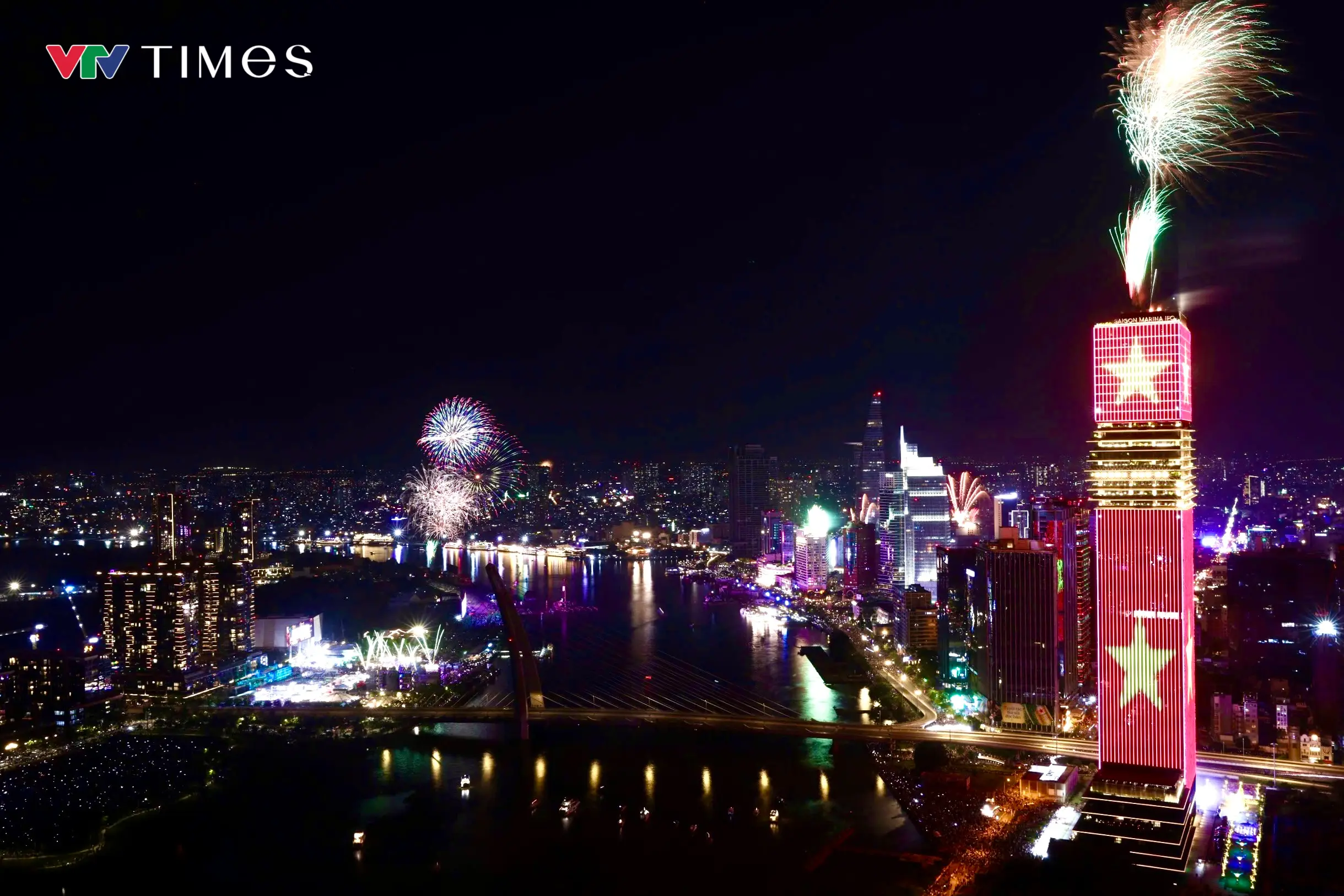 lznaba phao hoa don nam moi 2026 tphcm 26406542987974438759633