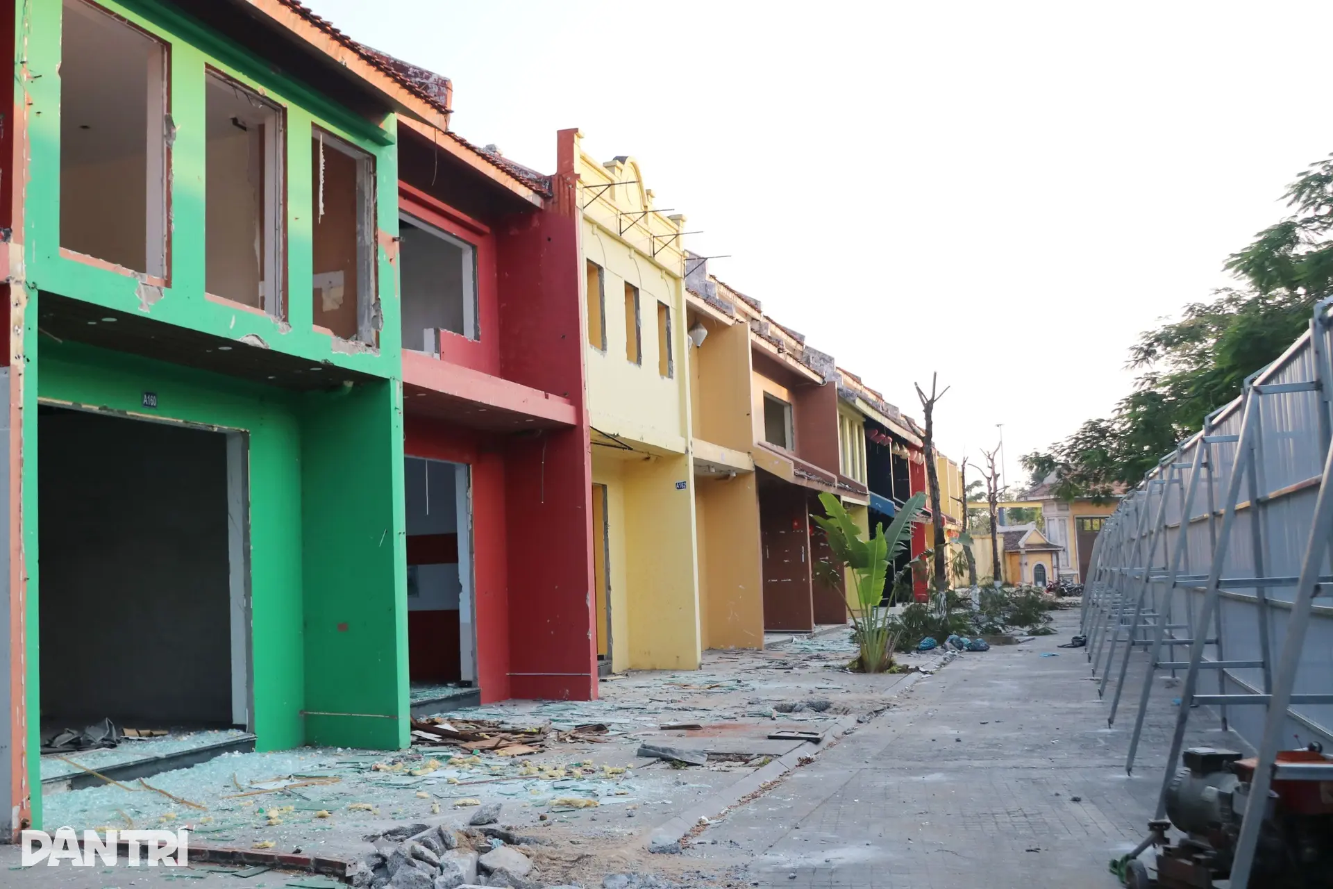 o32gxy pha pho co ha long 9jpg 1768396136294