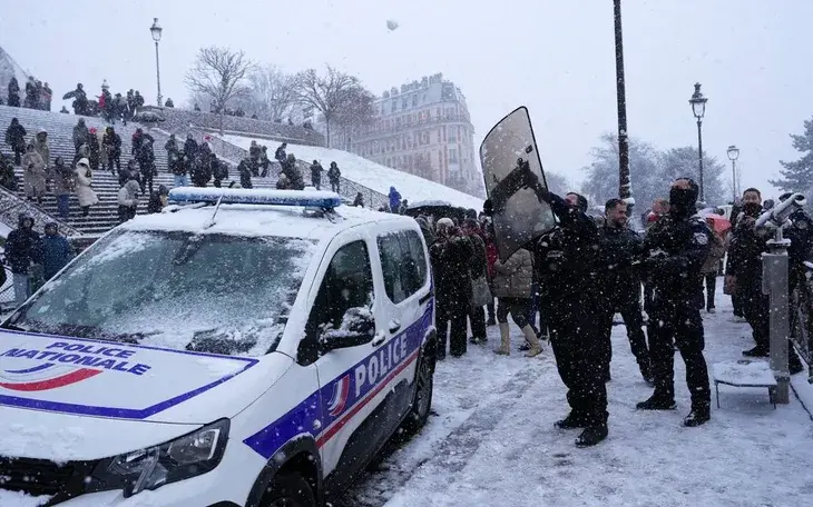 ovkk8c ap26005567638026 97675043535980057574842 40686501668944295063401