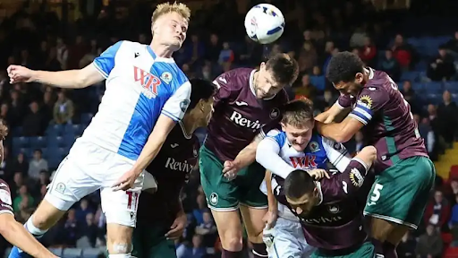 phan tich keo hiep 1 swansea vs blackburn