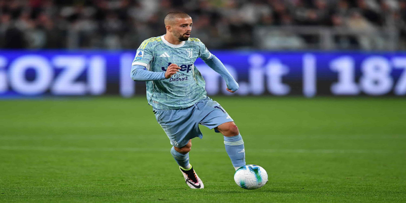 phong cach thi dau cua edon zhegrova