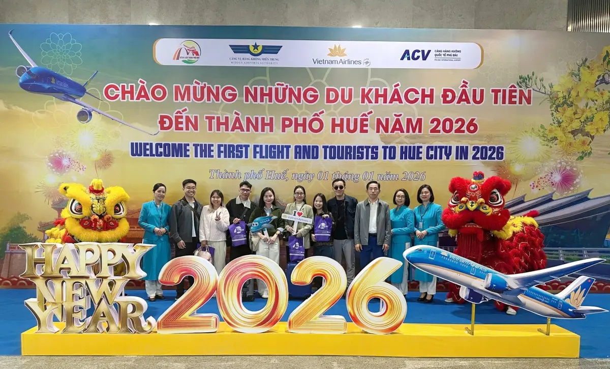 sai2wl 31 tphue chao don nhung du khach dau tien cua nam 202620260101153650