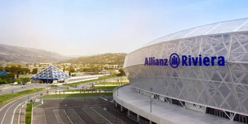 san van dong allianz riviera