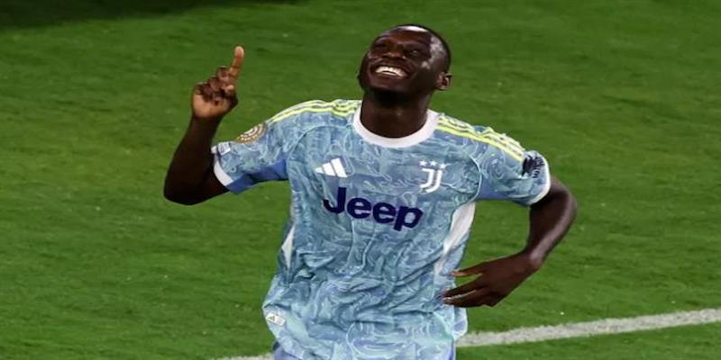 su nghiep cau lac bo cua tien dao randal kolo muani