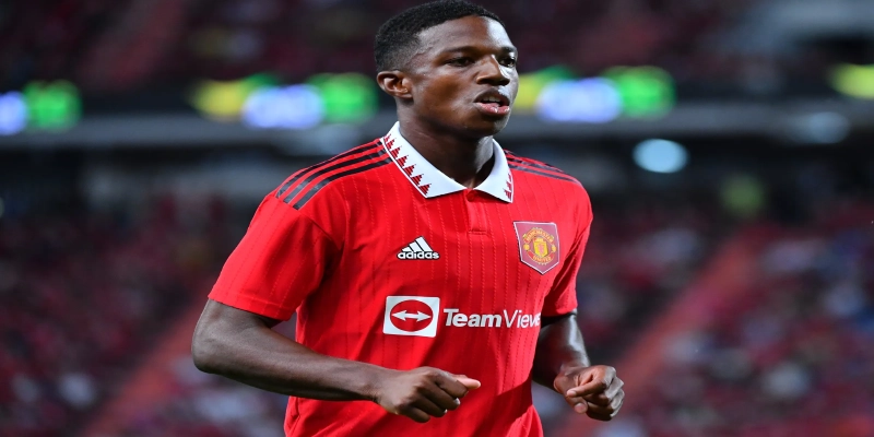 thanh tich cua tyrell malacia