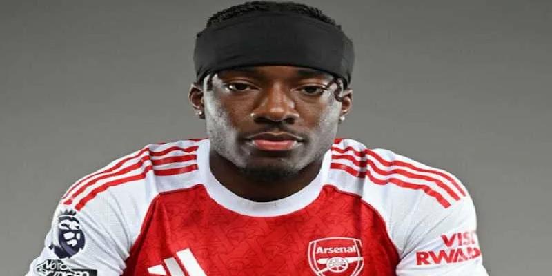 tieu su gia dinh va nen tang bong da cua noni madueke