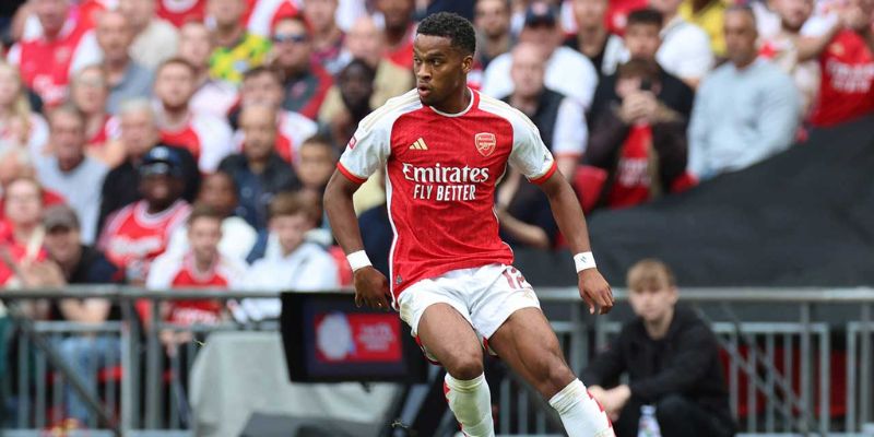 Quá khứ "vàng son" của Jurrien Timber