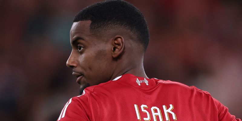 Alexander Isak là ai? Thông tin cá nhân và lý lịch