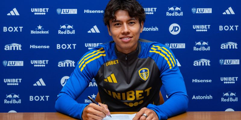 Ao Tanaka là ai? Thông tin cá nhân và lý lịch