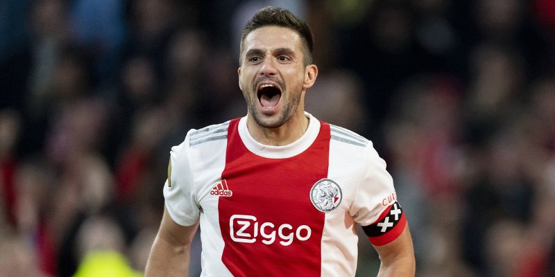 Dusan Tadic là ai? Thông tin cá nhân và lý lịch