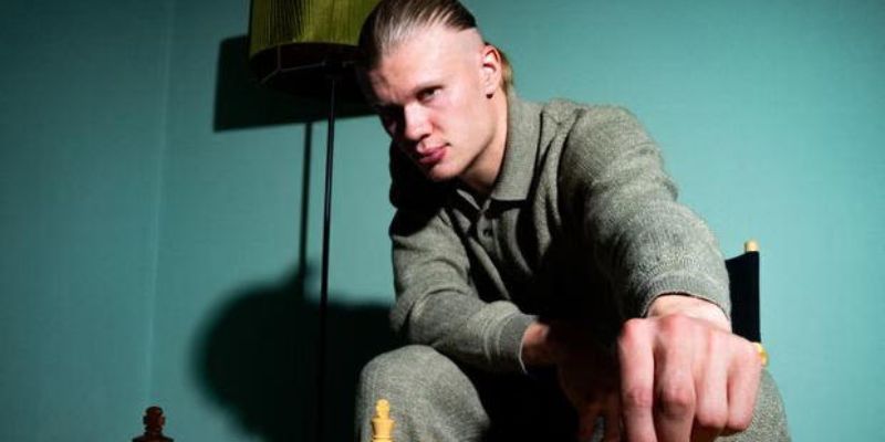 Erling Haaland bất ngờ đầu tư vào lĩnh vực cờ vua