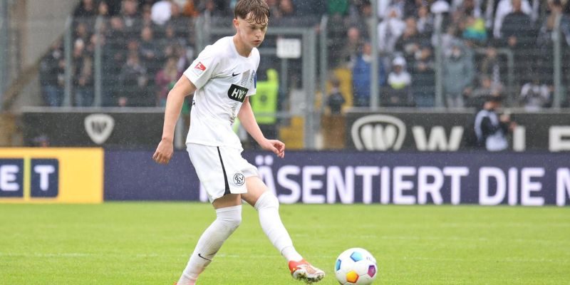 Giới thiệu về cầu thủ Paul Wanner