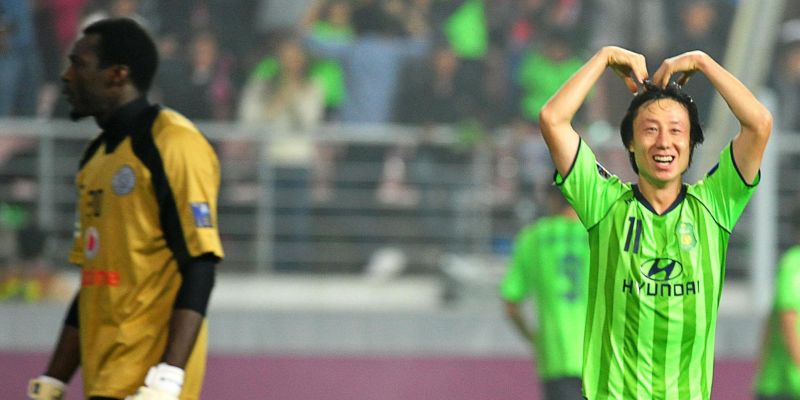 Phong Cách Thi Đấu Và Điểm Mạnh Nổi Bật