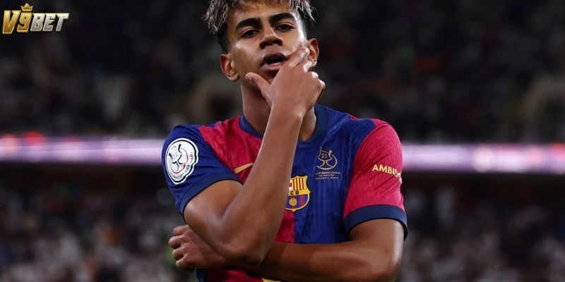 Hat trick bùng nổ thắp sáng niềm tin Barca