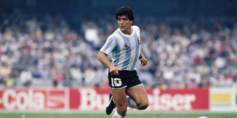 Hồ sơ chi tiết về huyền thoại Diego Maradona