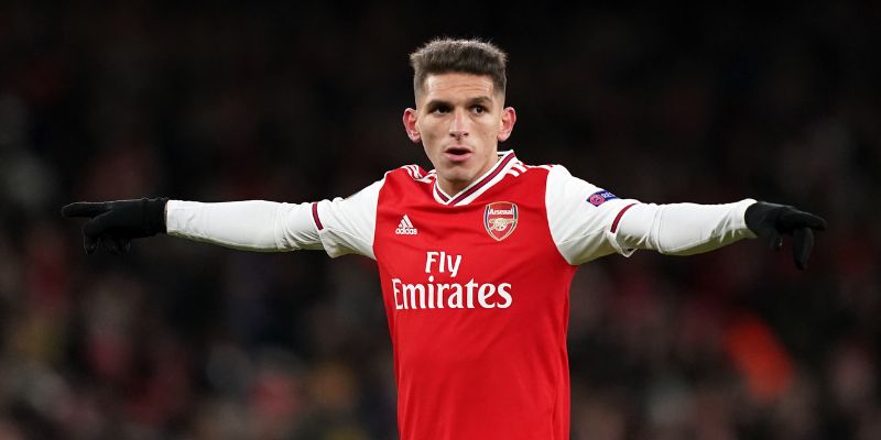 Khả năng dẫn bóng được đánh giá cao trên sân cỏ