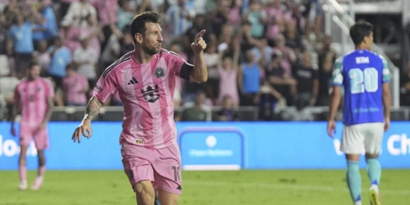 Messi thừa nhận anh thực sự “cảm thấy một số khó chịu” trong trận đấu tại Ecuador