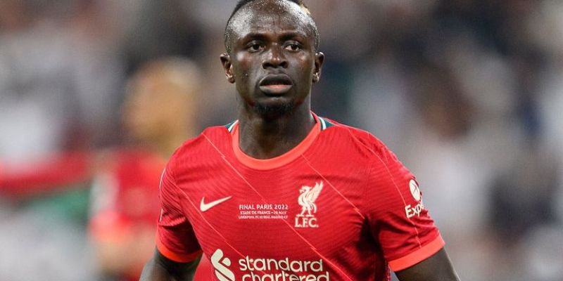 Con người ngoài sân cỏ – Tấm gương của sự khiêm nhường