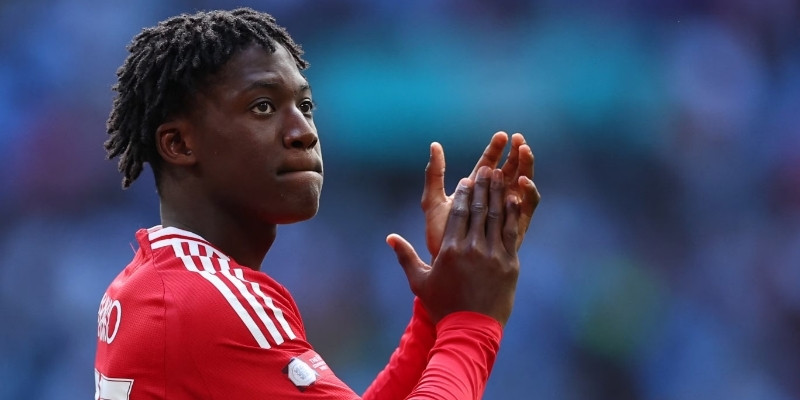 Kobbie Mainoo trưởng thành từ lò đào tạo trẻ của Manchester United