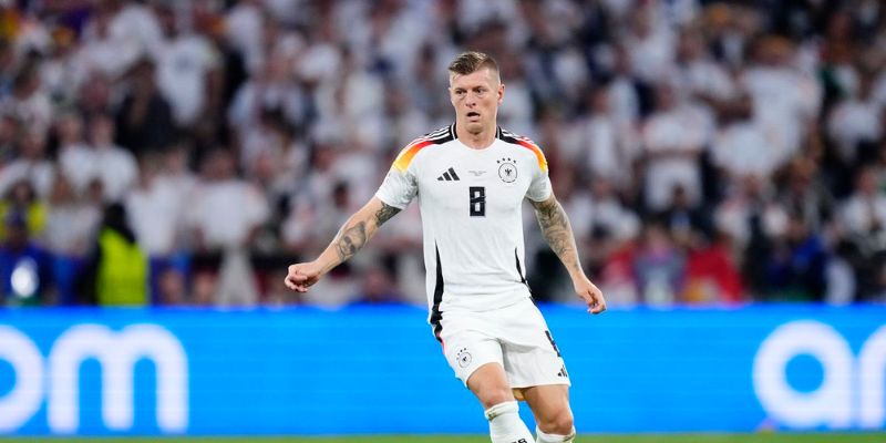 Phong Cách Thi Đấu Của Toni Kroos