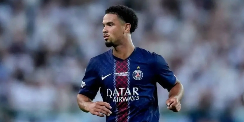 Tiểu sử và hành trình phát triển của tài năng trẻ PSG