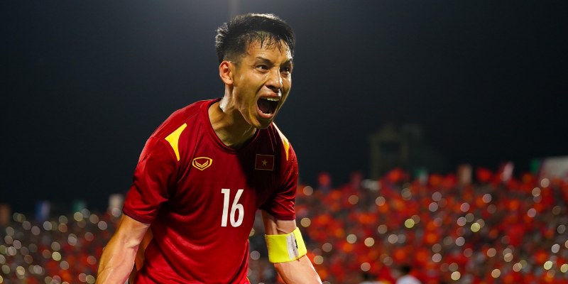 Top trận đấu để đời của Đỗ Hùng Dũng khiến anh em xúc động