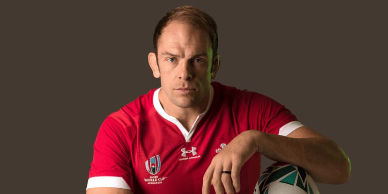 Những năm tháng đầu đời và bước khởi đầu tại Swansea