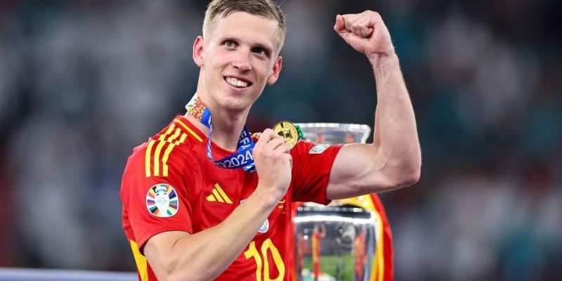 Giới Thiệu Cầu Thủ Dani Olmo