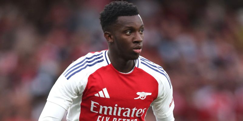 Phong Cách Thi Đấu Và Điểm Mạnh Nổi Bật