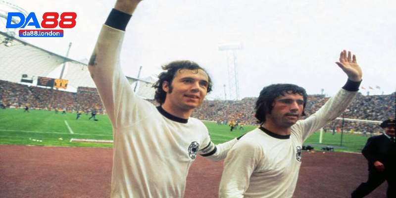 Vinh quang rực rỡ cùng đội tuyển Tây Đức