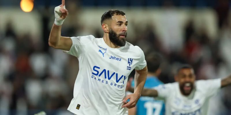 Tuổi thơ và bước khởi đầu tại Pháp