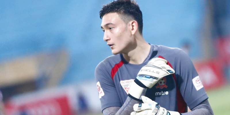 Sự nghiệp quần đùi áo số đầy thăng trầm của Đặng Văn Lâm