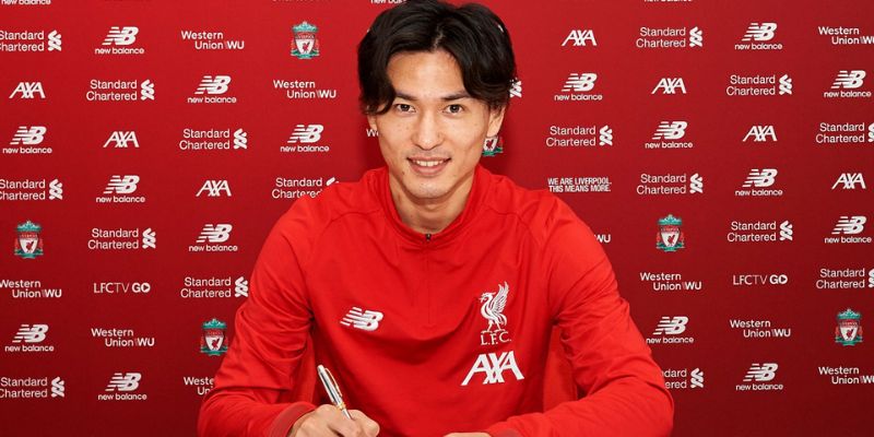 Ý chí kiên cường đằng sau vẻ ngoài hào hoa