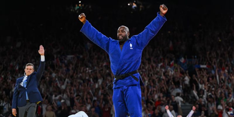 Bộ Sưu Tập Huy Chương "Khủng" Nhất Mọi Thời Đại