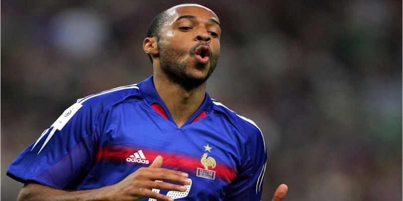 Thierry Henry nổi bật nhờ tốc độ và kỹ thuật ghi bàn vượt trội