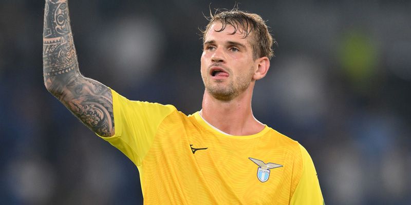 Chơi Chân Tốt Phù Hợp Bóng Đá Hiện Đại