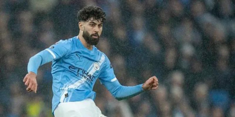 Khả Năng Phòng Ngự Chắc Chắn Và Đọc Tình Huống Tốt