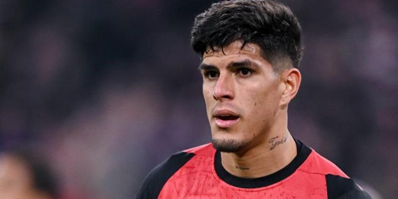 Phong Cách Thi Đấu Và Điểm Mạnh Nổi Bật